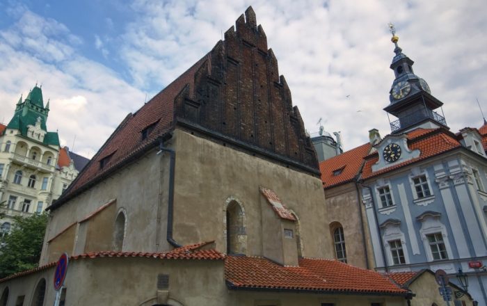 The Old New Synagogue prague myth legend